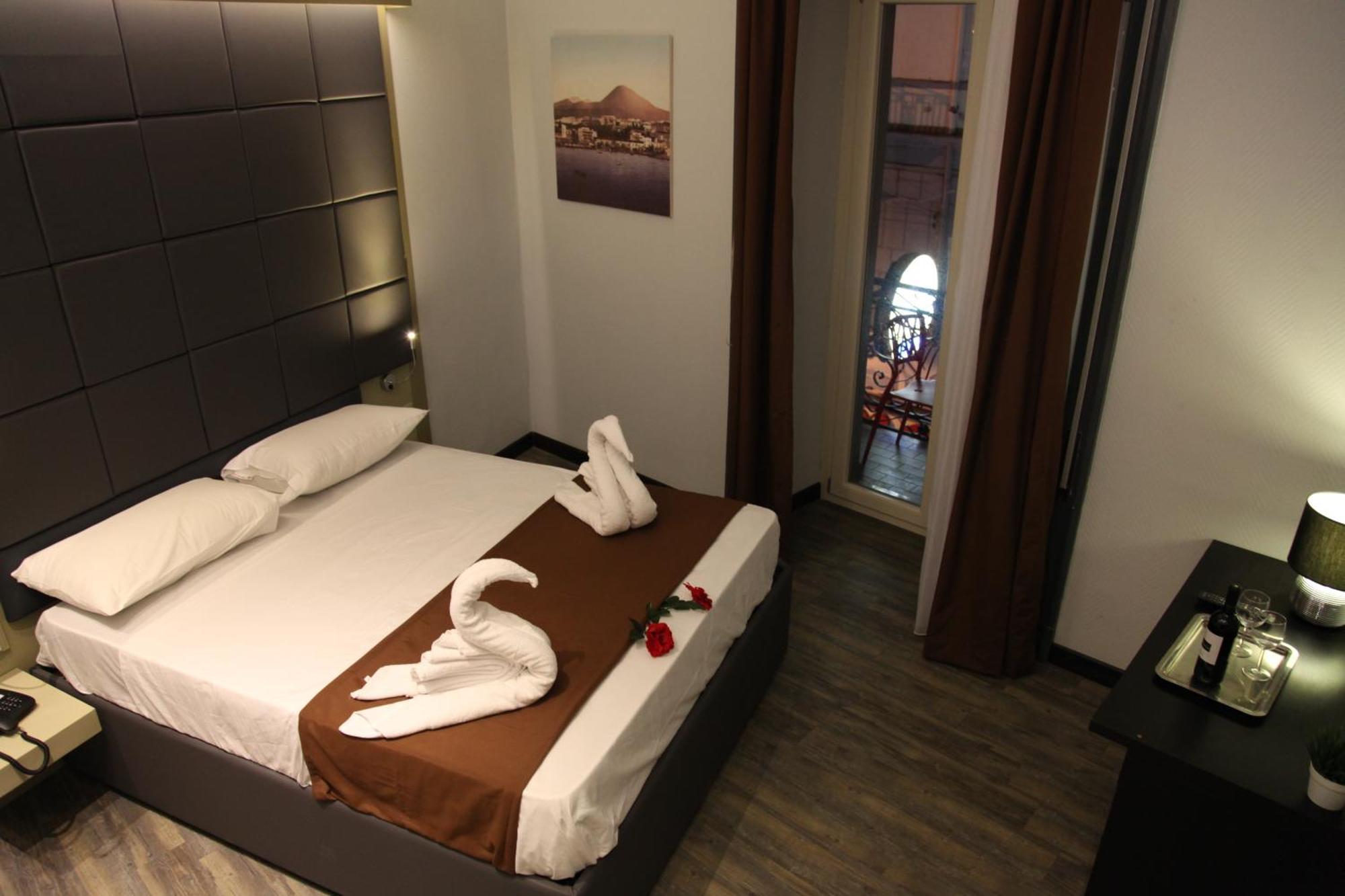 Dolce Vita Rooms Napoli Dış mekan fotoğraf